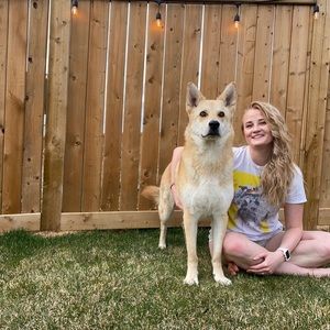 Meet your Posher, Laura